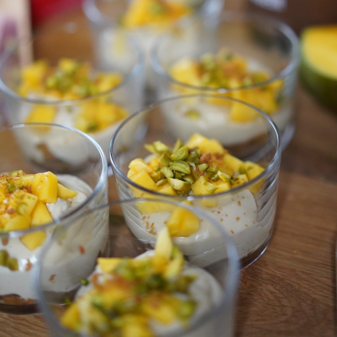 Vegane Tiramisu mit Pistaziencreme